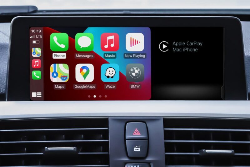 Apple CarPlay